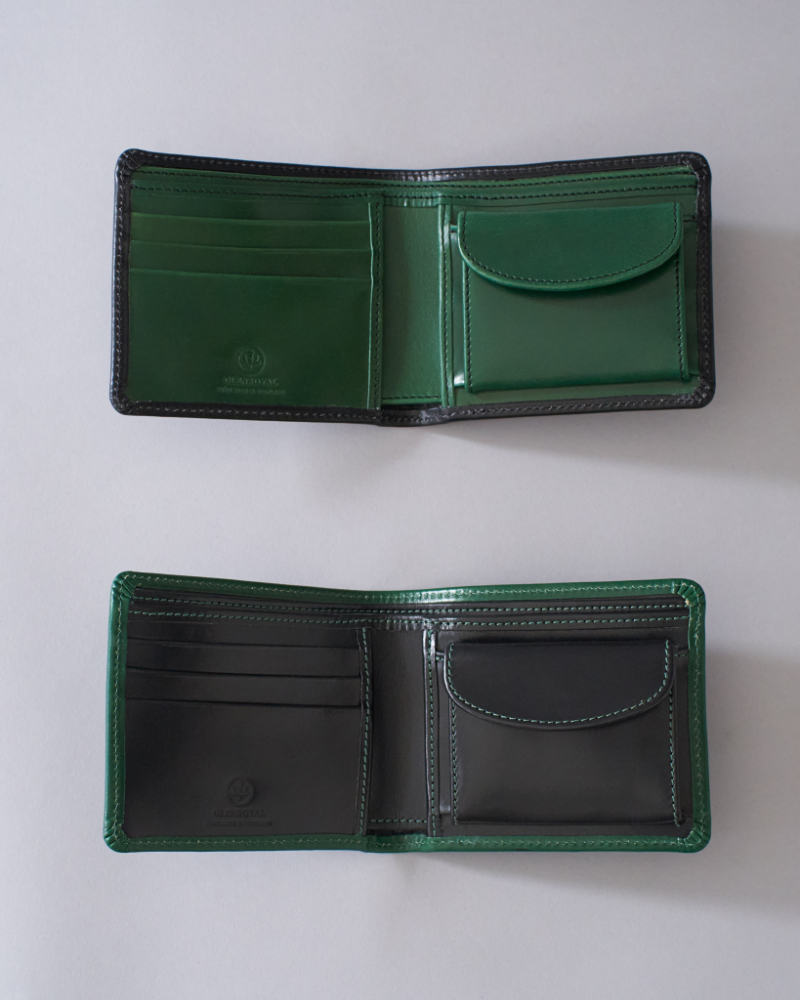 HIP WALLET WITH DIVIDER
